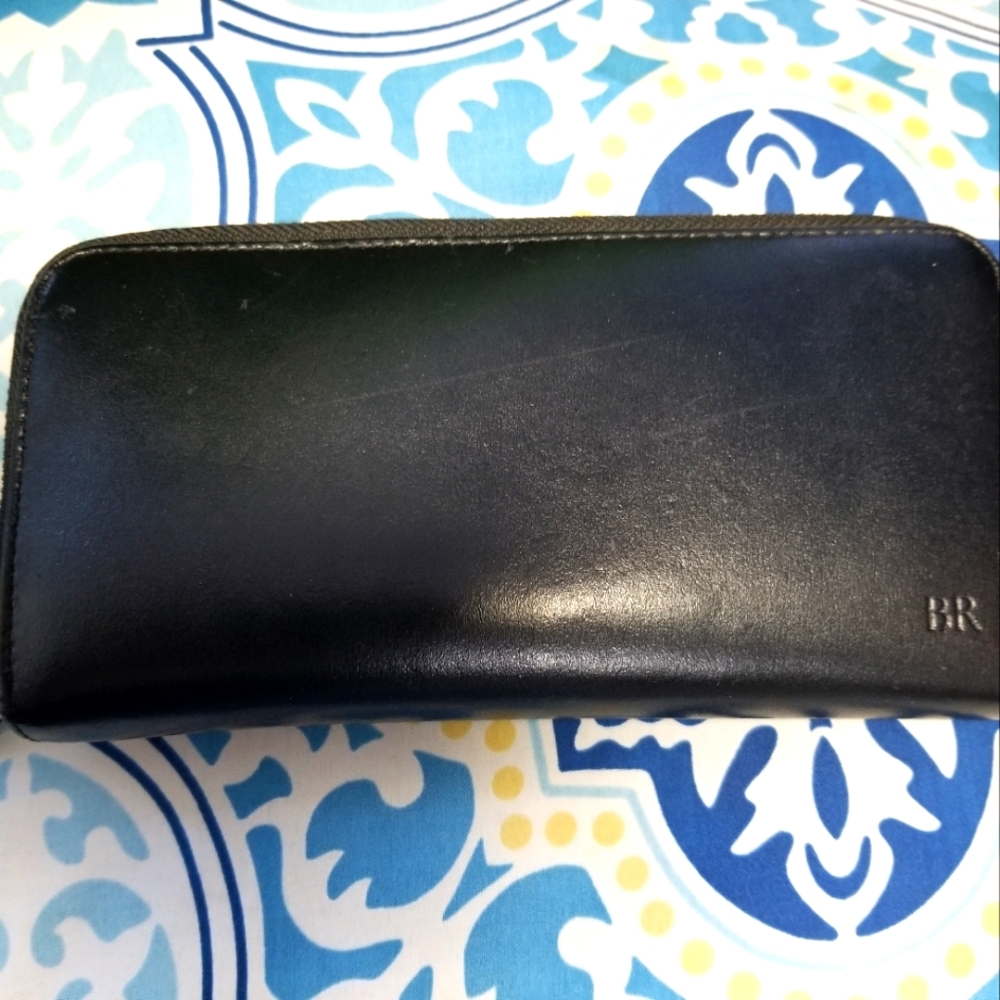 Banana Republic black leather wallet